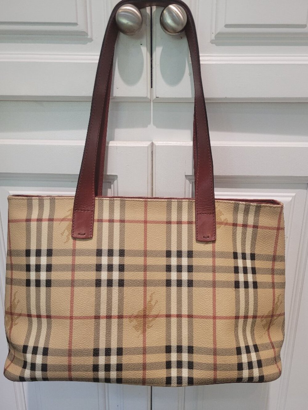 Burberry** Nova Check**Tote**with Red Leather Straps**No Cracking In The Canvas - Picture 5 of 17
